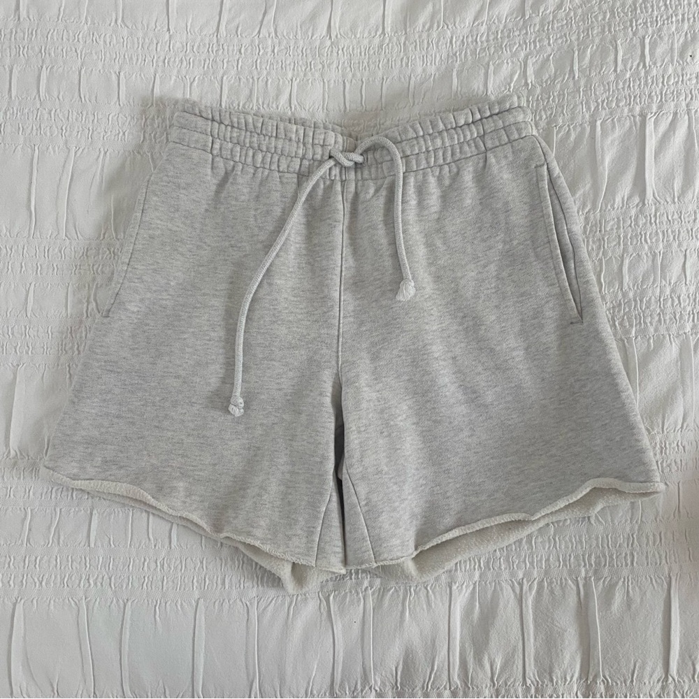 Aritzia - Cozy Fleece Boyfriend Mid-Thigh Sweatshort